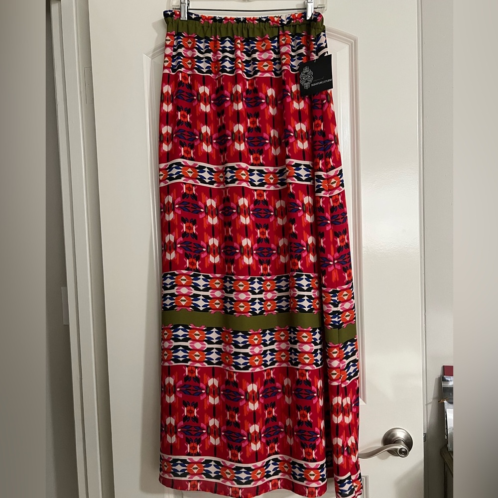 Signature Studio NWT Skirt